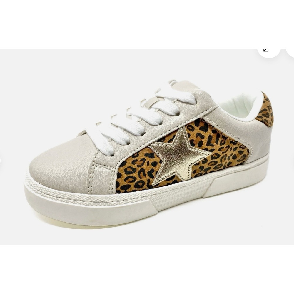 A New Day Sneakers Women 8 Beige Leopard Star Lace Up Fashion NWT